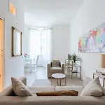 West Park With Parking By Solutions Apartman Como