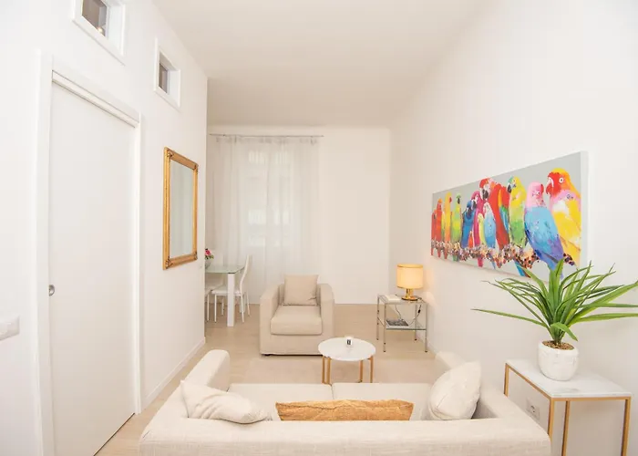 アパート West Park With Parking By Solutions コモ