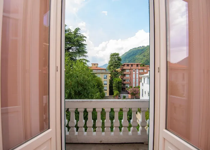 West Park With Parking By Solutions *