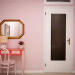 West Park With Parking By Solutions コモ