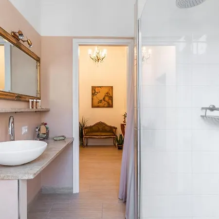 Apartament West Park With Parking By Solutions Como