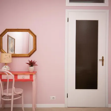 West Park With Parking By Solutions Como